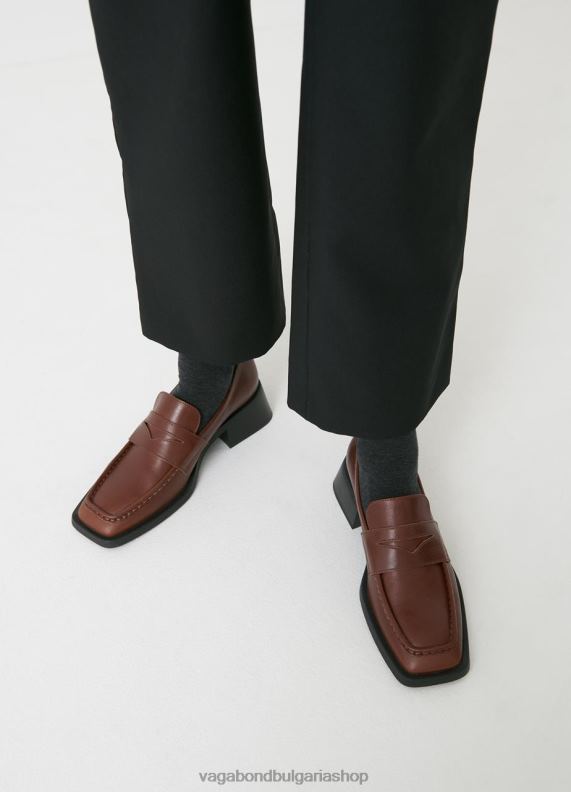 кафява кожа